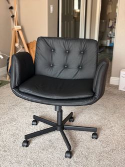 Criss cross office chair PU leather