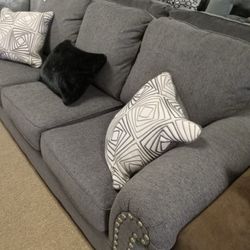 Absolutely Beautiful Luxurious Couch And Loveseat 