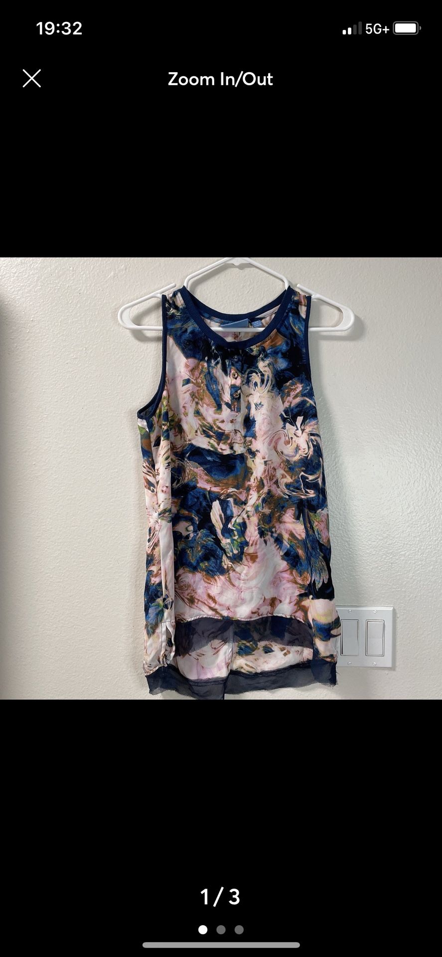 Vera Wang watercolor hi lo tunic XS