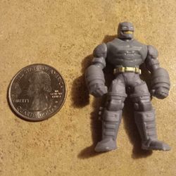 DS (S16) Batman Action Figure