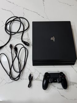 PS4 Pro 1TB + Controller