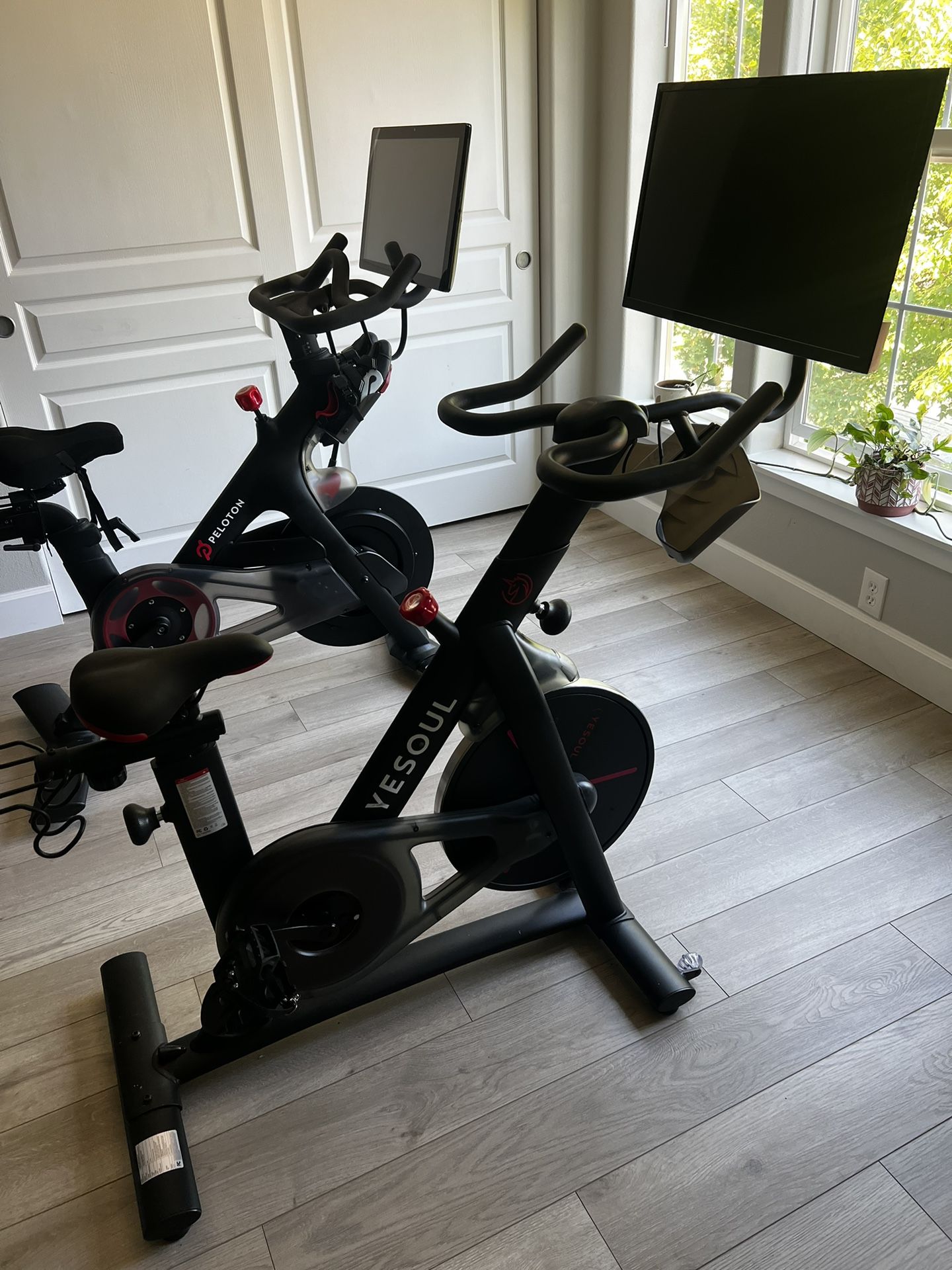 Yesoul Indoor Bike – Near-New Condition