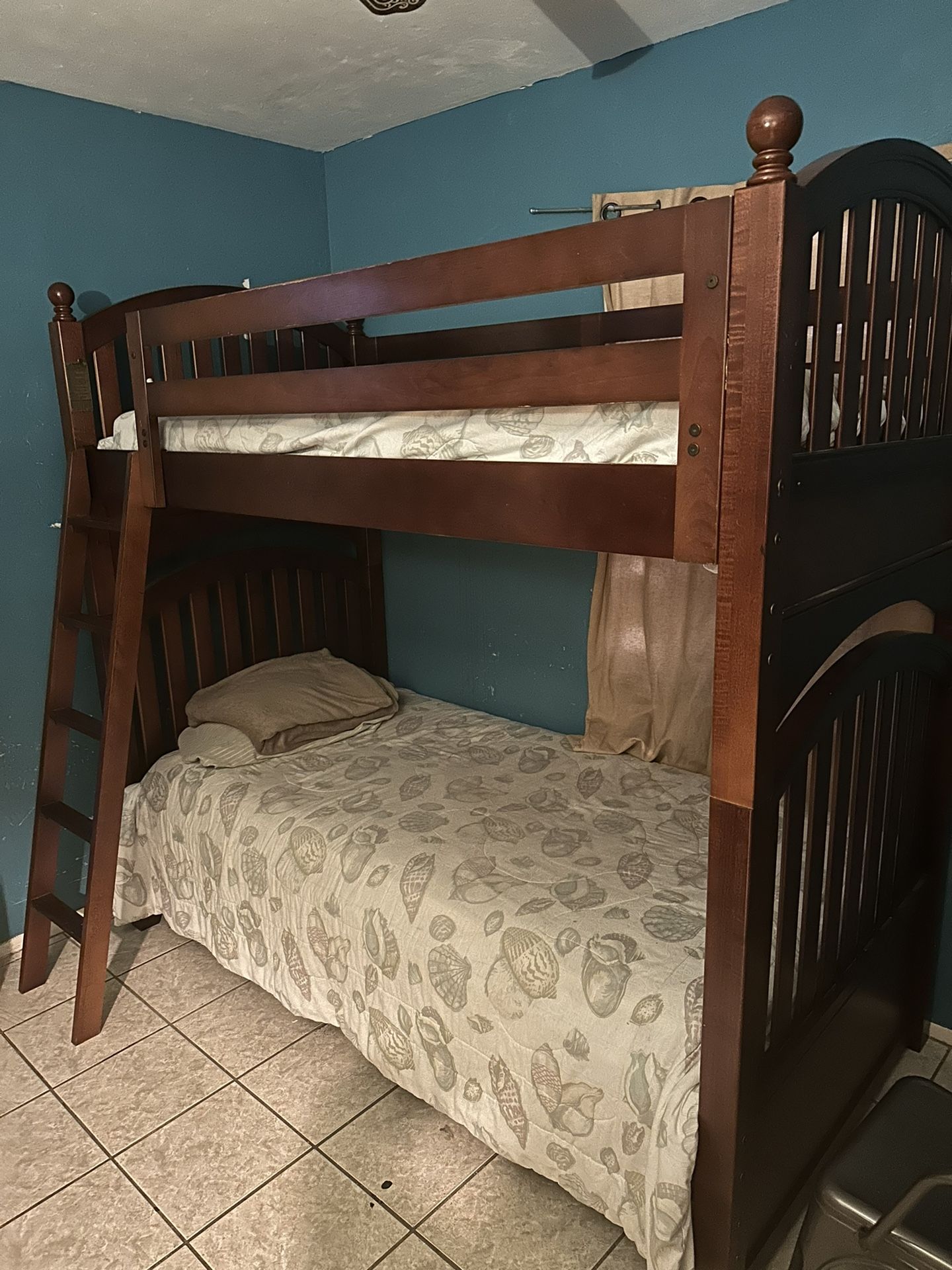Bunk Bed