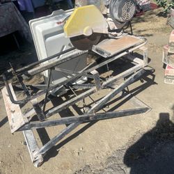 Tile Saw W Tray And Pump