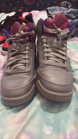 Nike Air Jordan 5 Girls Size 5 – Purple/Pink