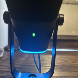 FIFINE AM8 USB/XLR Dynamic Microphone With Stand