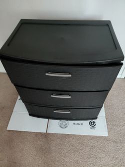 3 drawer storage cart brown $10 is still available dont ask