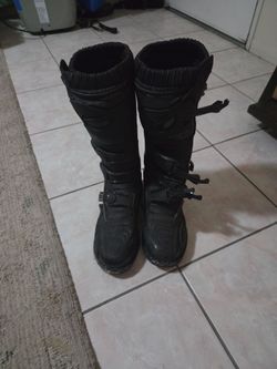 SIZE 10  O'Neal Black Motocross Boots