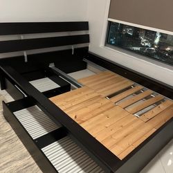 Bed Frame Full With Drawers 78’ X 62’ X15’