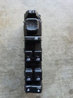 03-06 Chevy Master power window switch