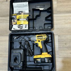 DeWalt Impact Drill, 18V Bat, Charger & Case