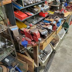 Vises , Vices   Bench / Machine /pipe / Wood  / Specialized 