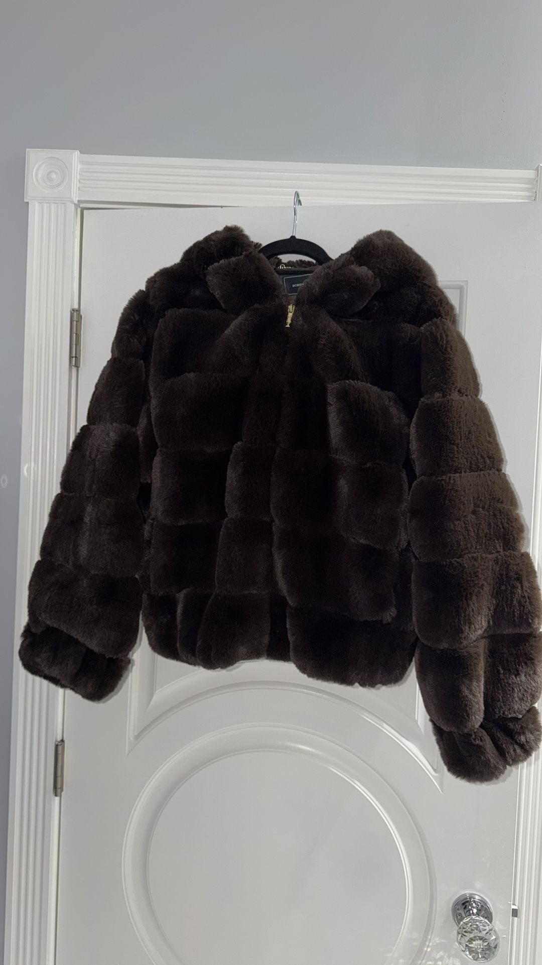 BCBGMAXAZRIA Faux Fur Jacket – Espresso – Size XL – New With Tags