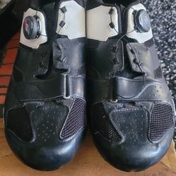 Giro Sotto BOA road bike shoes/mens US size 13.5
