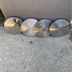 Ford Hubcaps