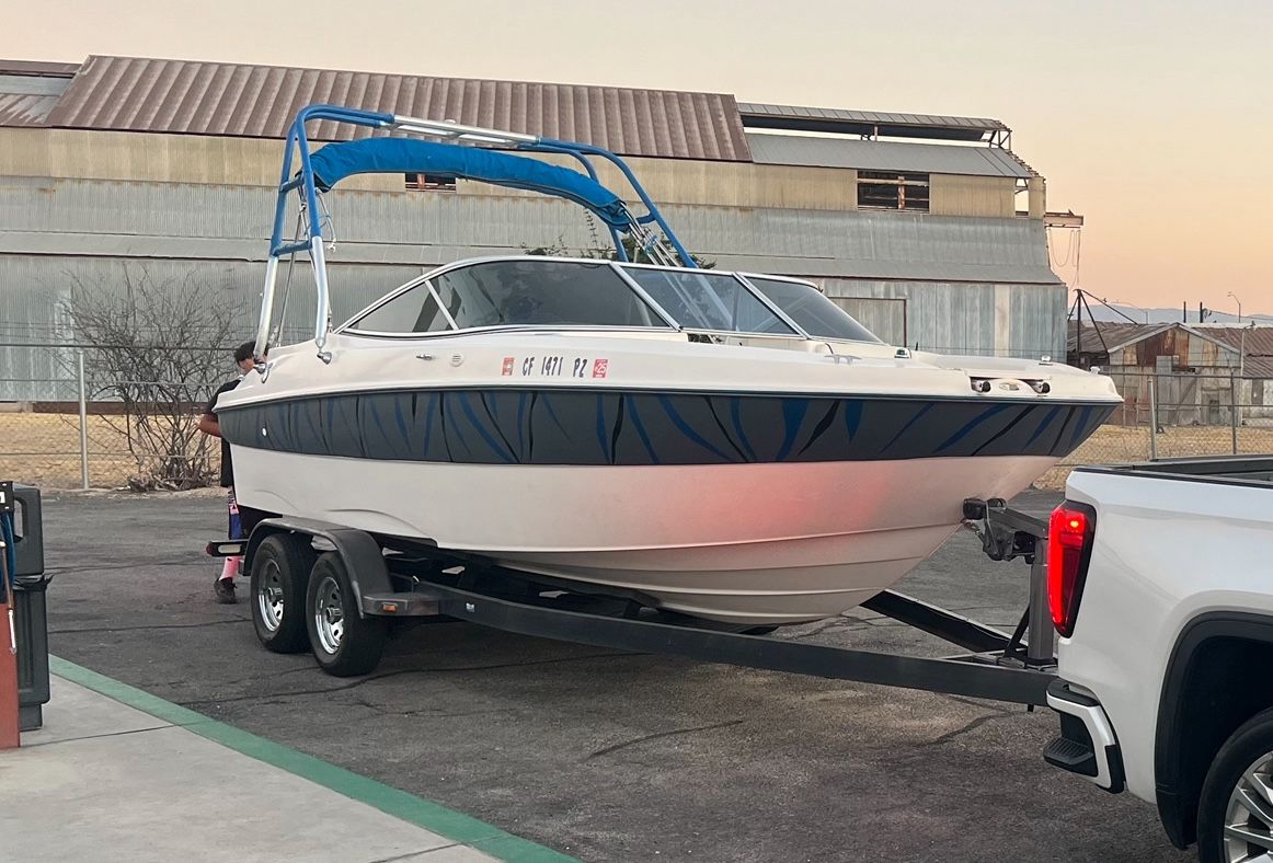 Bayliner Boat 21ft
