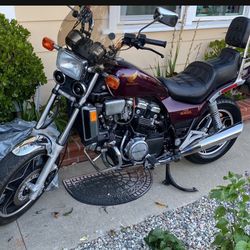 1983 Honda V65 Magna 