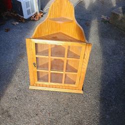 Oak Corner Shelf Excellent Condition