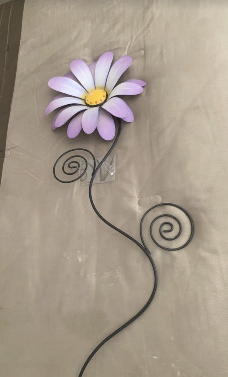 Metal Wall Flower Decoration