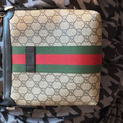 Gucci crossbody bag
