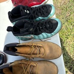 Nike Sneakers Youth Size 6.5 To 7.5 