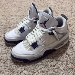 Air Jordan 4 Retro Midnight Navy