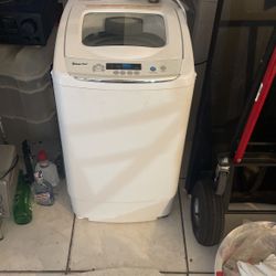 One Personal Washer Machine  Little  Or Shorts Time Useds 