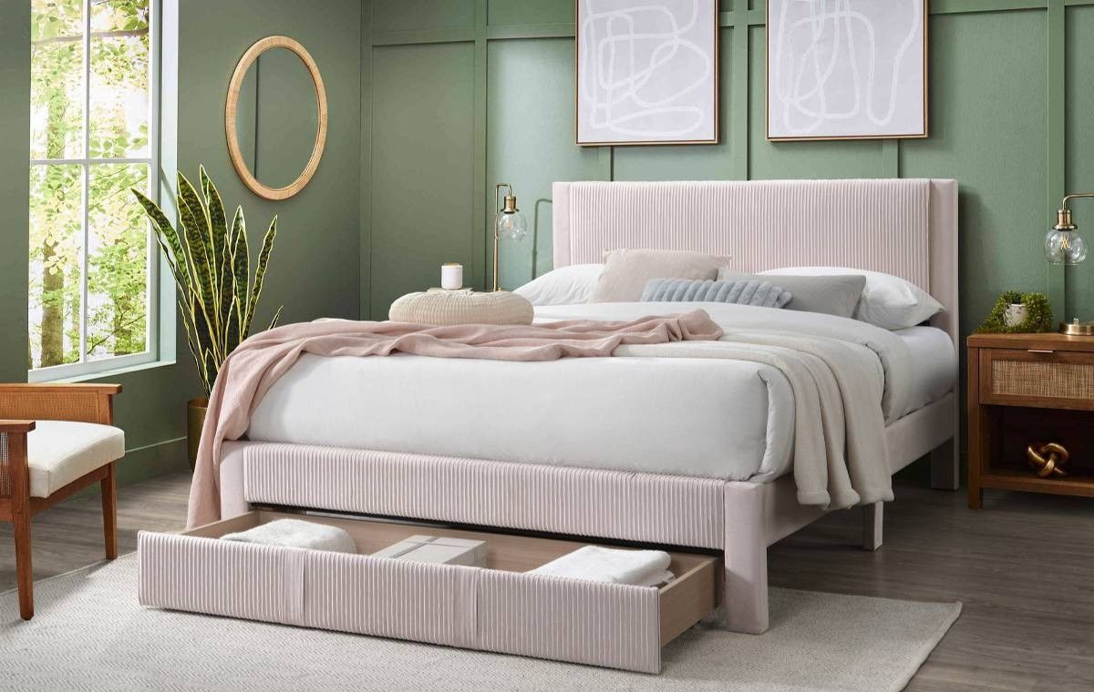 ✅️✅️light pink corduroy fabric queen size bed with modern style and footboard storage drawer✅️