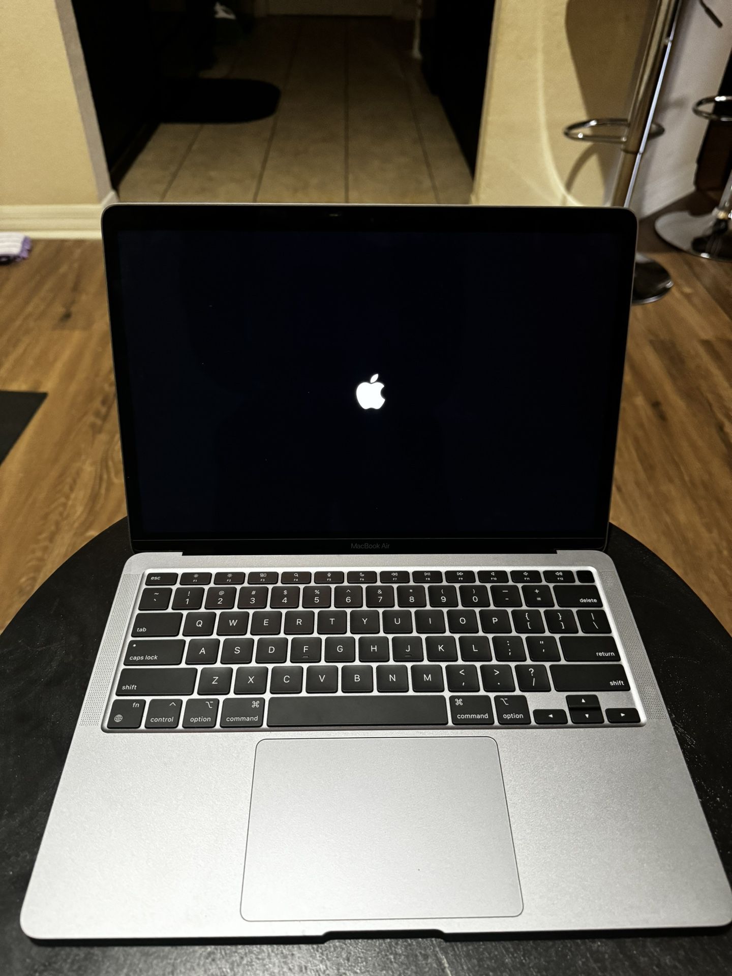 Apple MacBook Air 13in (256GB SSD, M1, 8GB) Laptop - Space Gray - MGN63LL/A...
