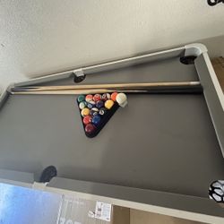 Pool Table 20in by 40in (No Legs) taking The Highest Offer Right Now