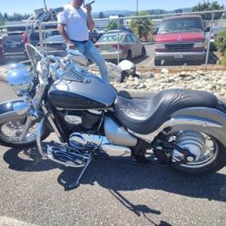 Suzuki Boulevard