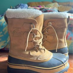 Womens Sorel Boots Size 6