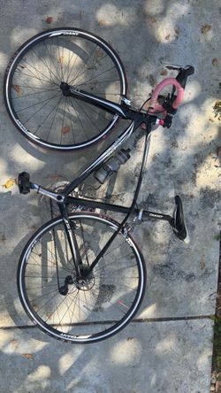 Giant Road Bike with Drop Handlebars