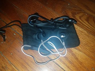 JBL and Merkury Wireless Sport Earbuds