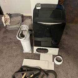 Like New LG Portable AC With Remote 