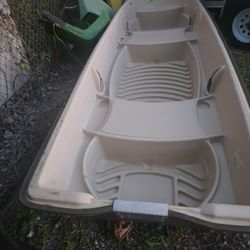 Sun Dolphin American 12