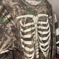 Men’s Supreme Hanes Long Sleep 