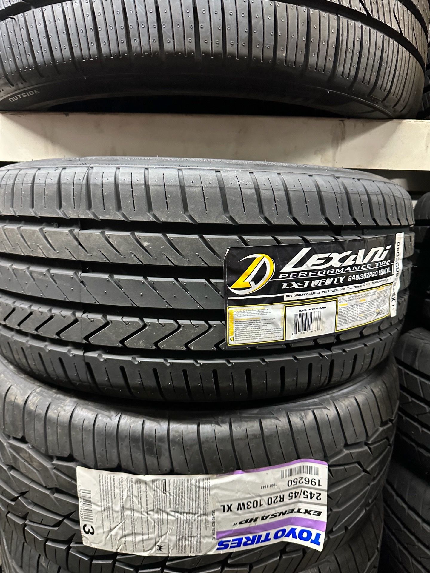 Lexani LX-SIX II 245/35R20 ZR 95W XL - prioritytire.com 245/35R20 Lexani LX Twenty !!