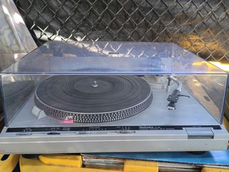 Technics record player
