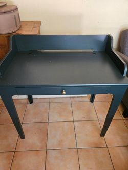 Green desk