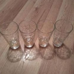 Vintage Drinking Glasses Bundle Set Of 4 