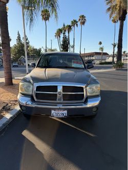 2005 Dodge Dakota