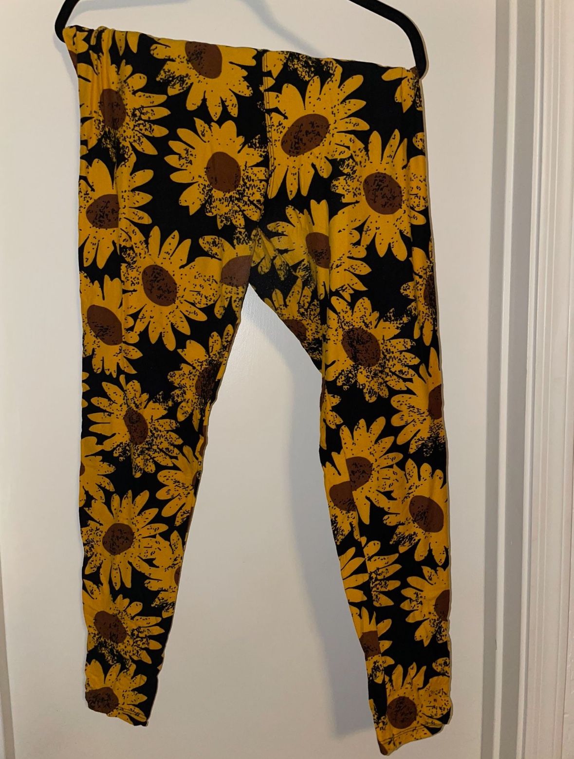 LuLaRoe Leggings - Tall & Curvy