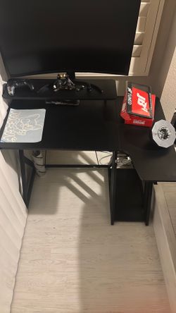 L Shaped Gaming Desk