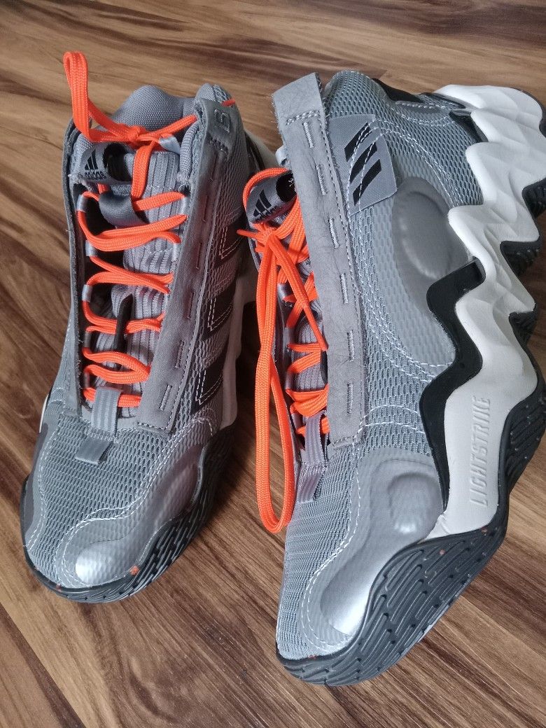Adidas Size 8.5
