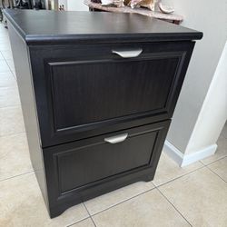 Realspace 2-Drawer Wood File Cabinet