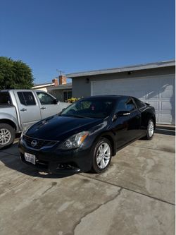 2010 Nissan Altima coupe