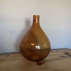 Magnolia Vase
