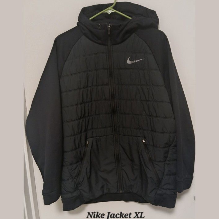 Hoodies & Jackets