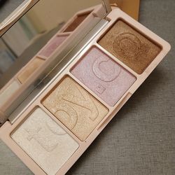 Toy Factory Dream Set Cosmetic Makeup Eyeshadow Palette Face 4 Colors